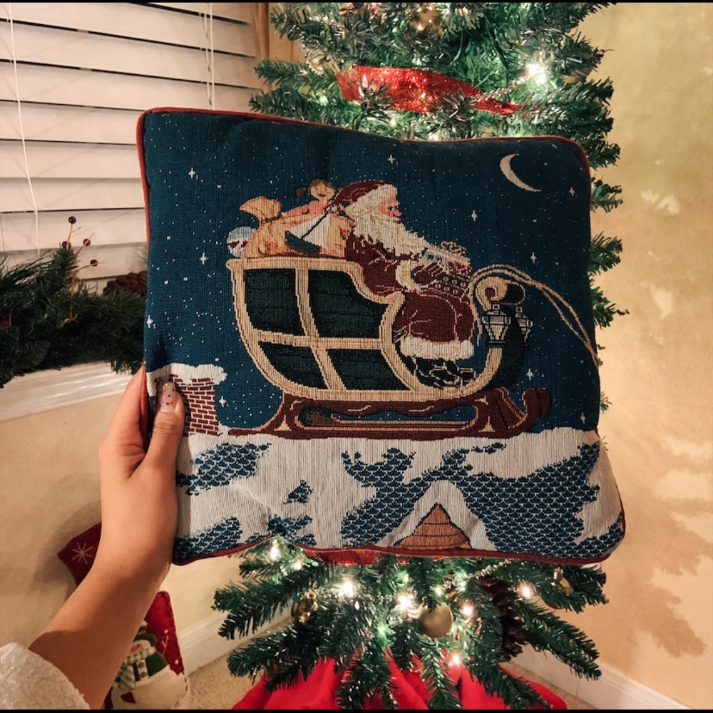 Vintage Santa Throw Pillow